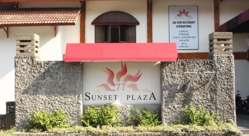 77 Sunset Plaza Hotel Cisolok Buitenkant foto
